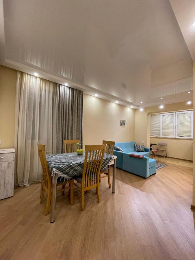 Apartment Lt-home
